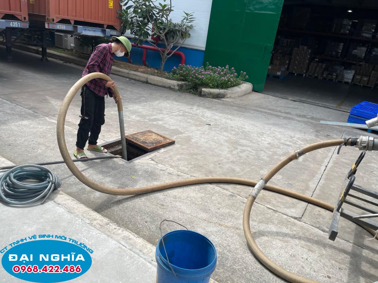 Hút hầm cầu Tân Phước Khánh